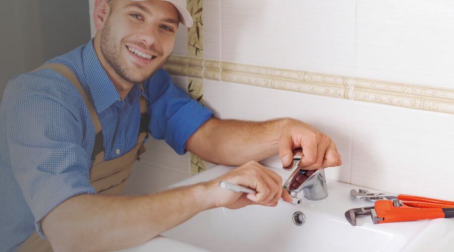 Expert burst pipe repair services in Terral, OK